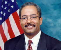 Rep. Chaka Fattah speaks for ECSU's 150th Commencement