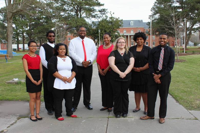 Nine ECSU students inducted into Sigma Tau Delta International English Honor Society